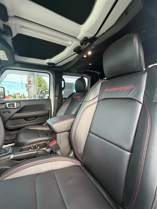 2025 Jeep JT Gladiator - Image 3 of 8