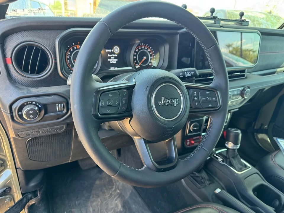 2025 Jeep JT Gladiator - Image 3 of 8