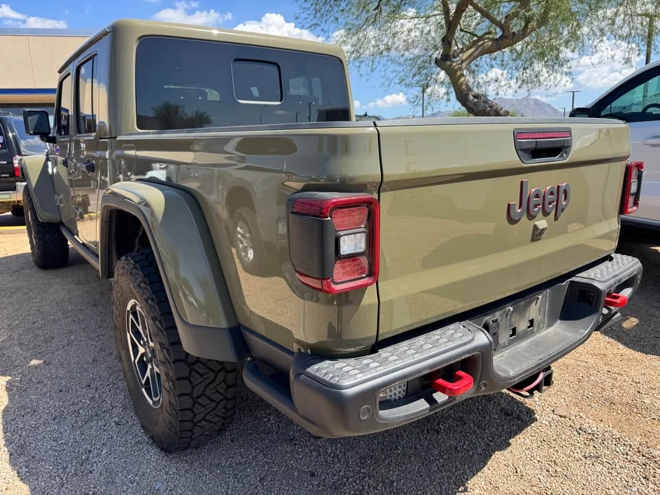 2025 Jeep JT Gladiator - Image 8 of 8
