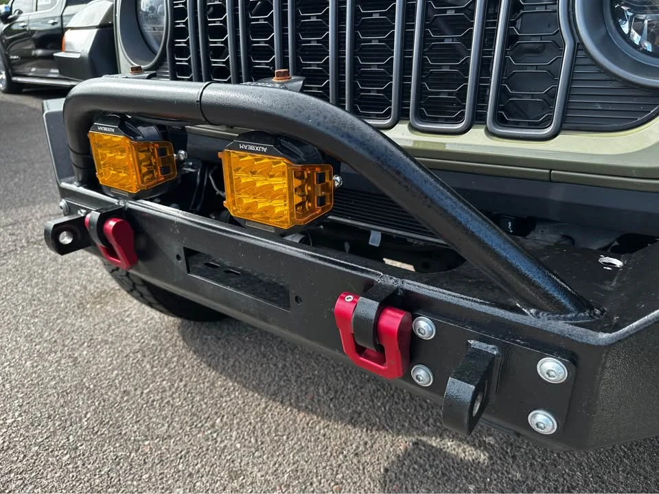 2025 Jeep JT Gladiator - Image 8 of 12
