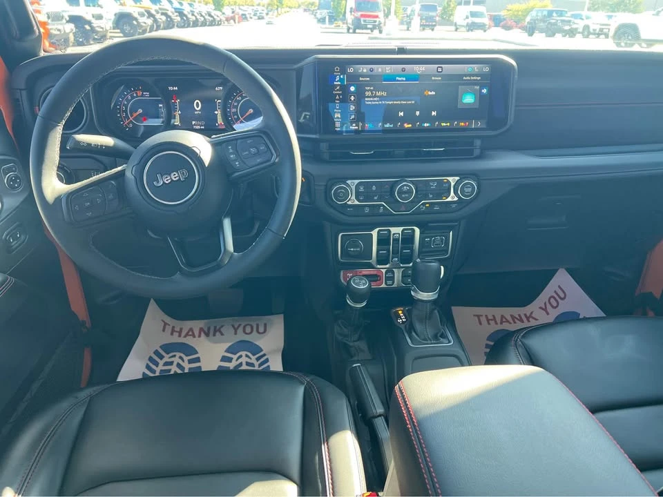 2025 Jeep JT Gladiator - Image 11 of 20