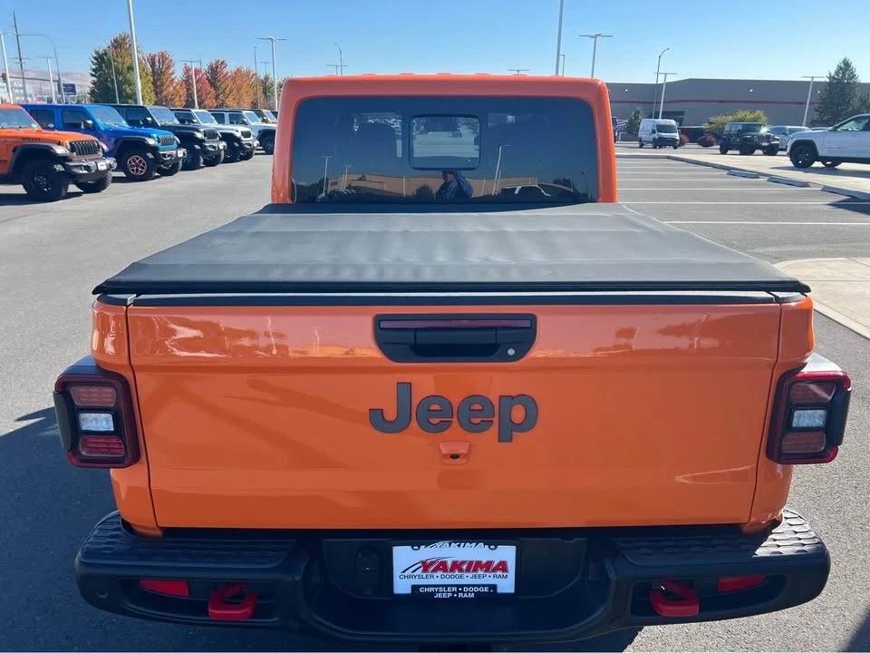 2025 Jeep JT Gladiator - Image 7 of 20