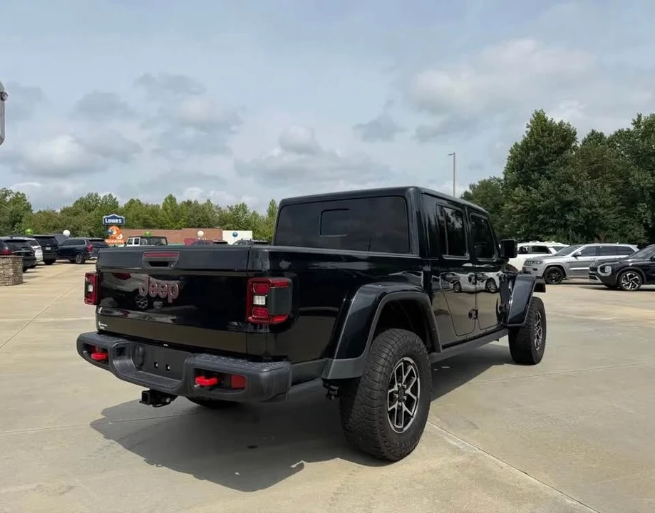 2025 Jeep JT Gladiator - Image 4 of 20