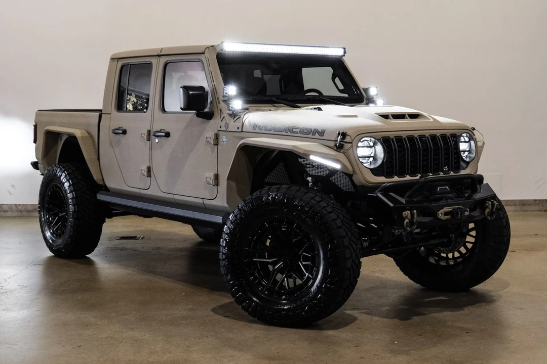 2025 Jeep JT Gladiator - Image 7 of 12