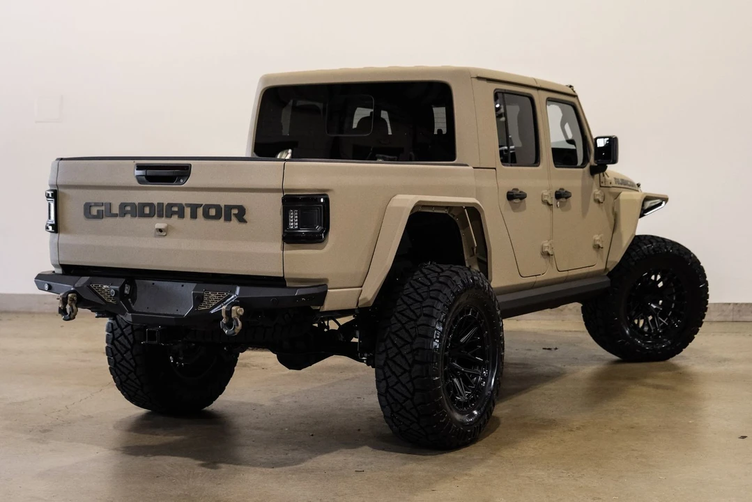 2025 Jeep JT Gladiator - Image 10 of 12