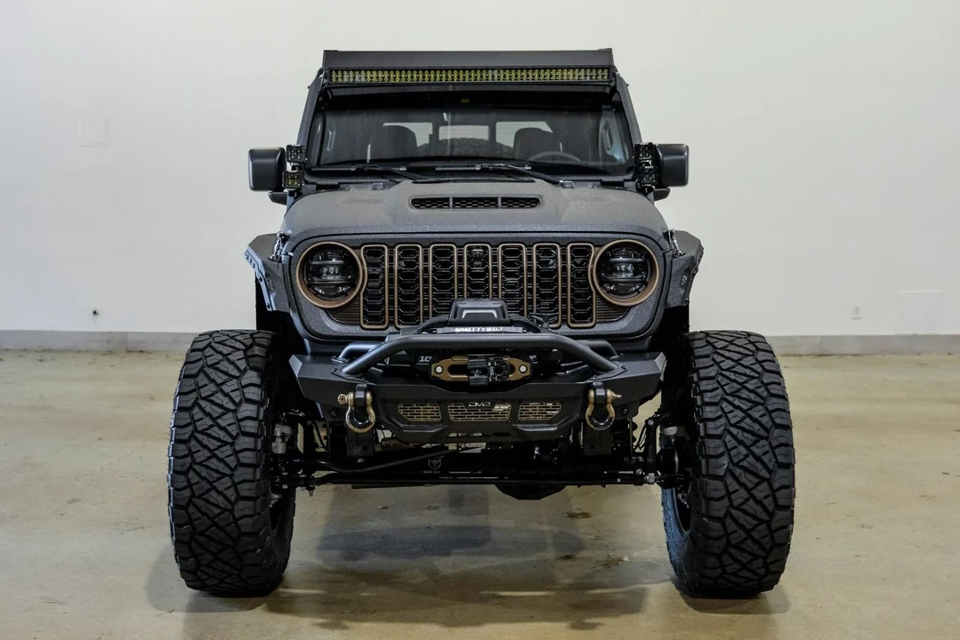 2025 Jeep JT Gladiator - Image 5 of 12