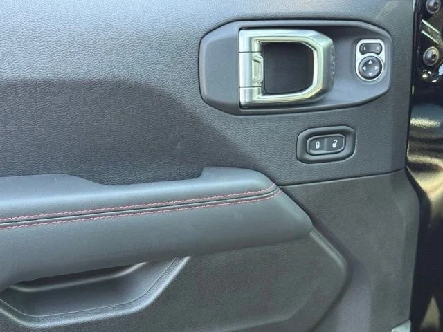 2025 Jeep JT Gladiator - Image 11 of 12