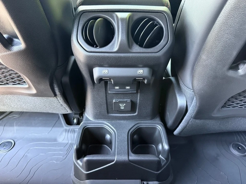 2025 Jeep JT Gladiator - Image 17 of 21