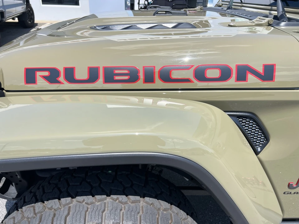 2025 Jeep JT Gladiator - Image 8 of 31