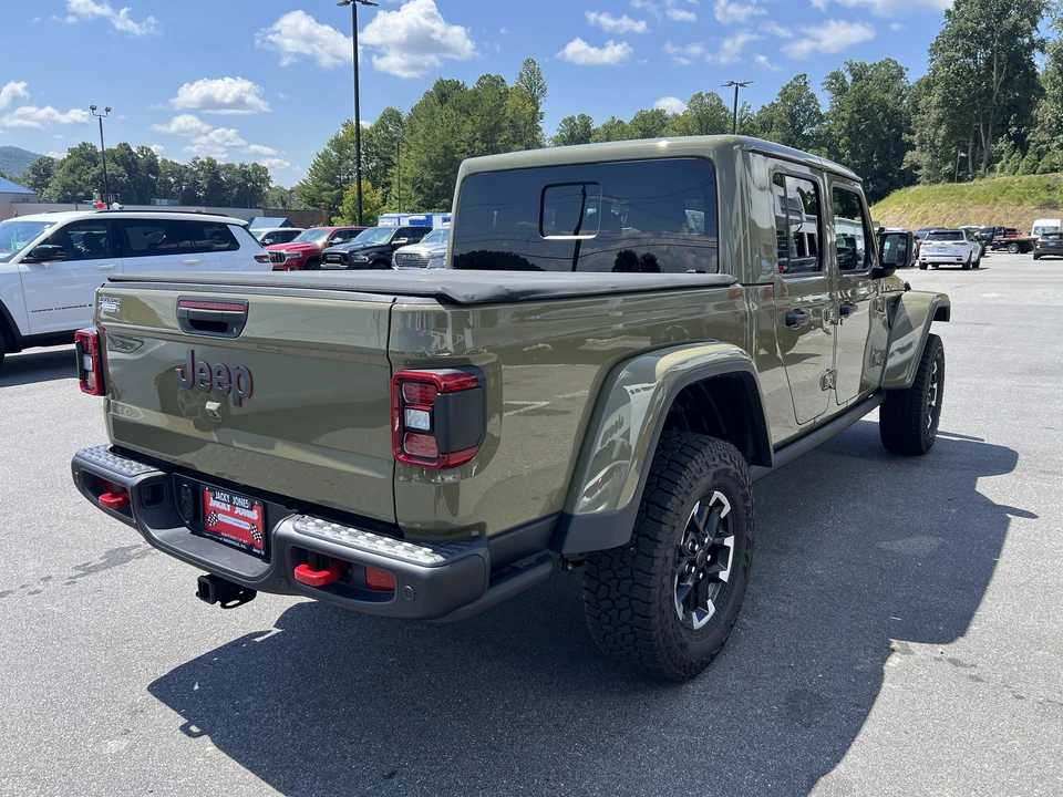 2025 Jeep JT Gladiator - Image 3 of 31
