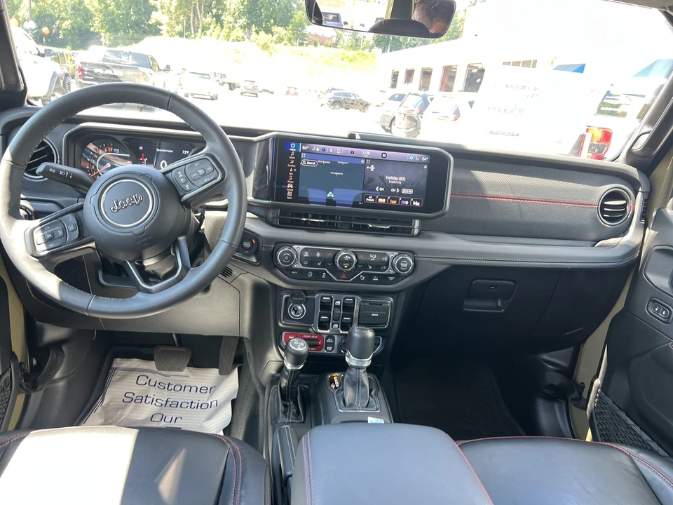 2025 Jeep JT Gladiator - Image 22 of 31