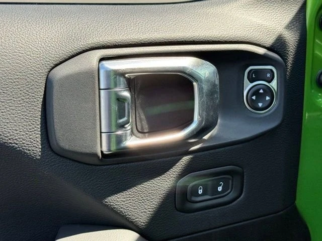 2025 Jeep JT Gladiator - Image 12 of 12
