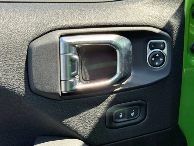 2025 Jeep JT Gladiator - Image 12 of 12