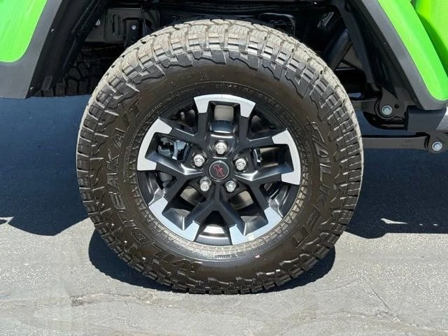 2025 Jeep JT Gladiator - Image 10 of 12