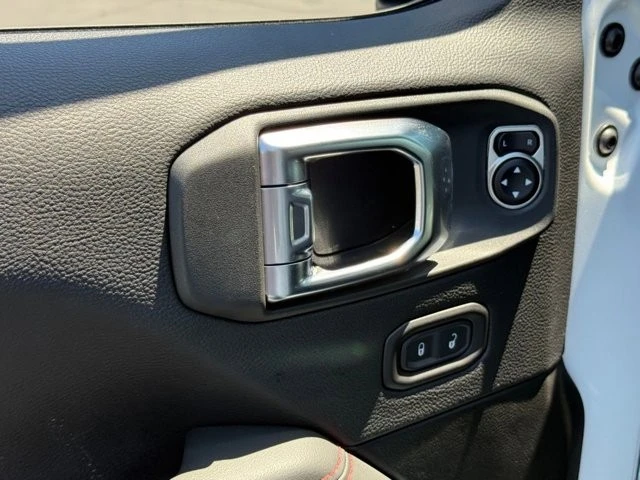 2025 Jeep JT Gladiator - Image 12 of 12