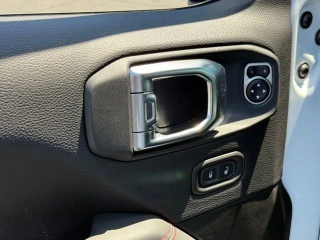 2025 Jeep JT Gladiator - Image 12 of 12