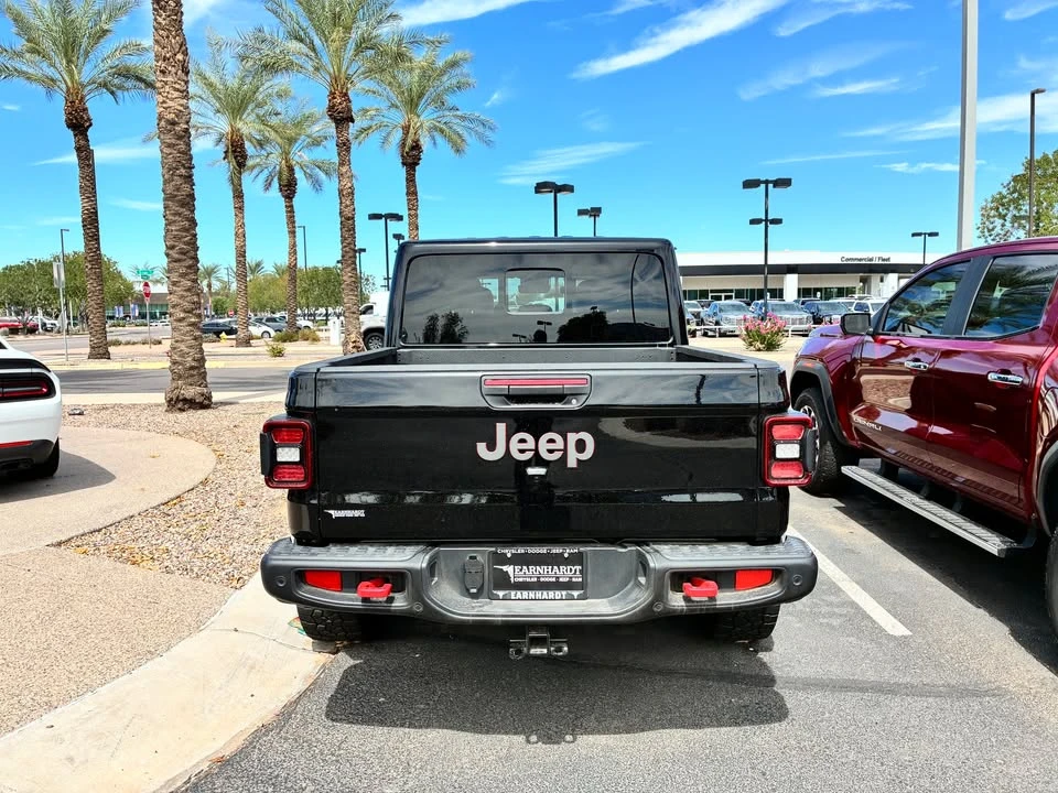 2025 Jeep JT Gladiator - Image 2 of 7
