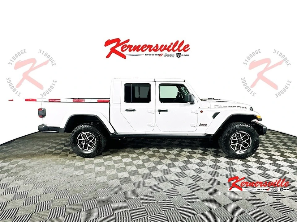 2025 Jeep JT Gladiator - Image 8 of 21