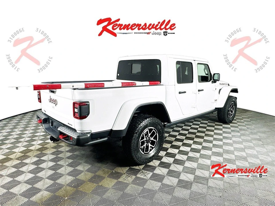 2025 Jeep JT Gladiator - Image 7 of 12