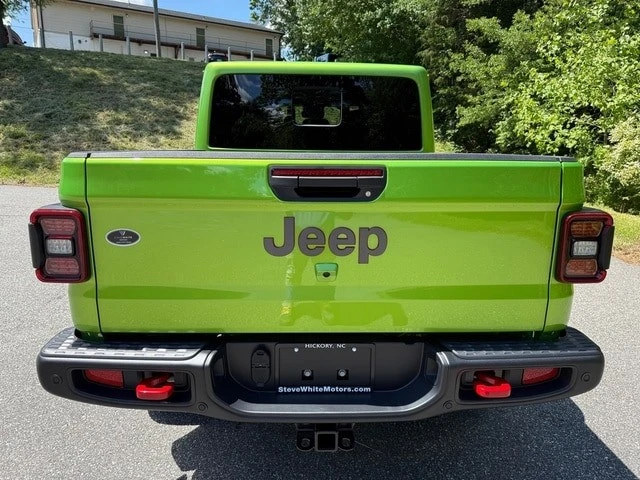 2025 Jeep JT Gladiator - Image 8 of 21