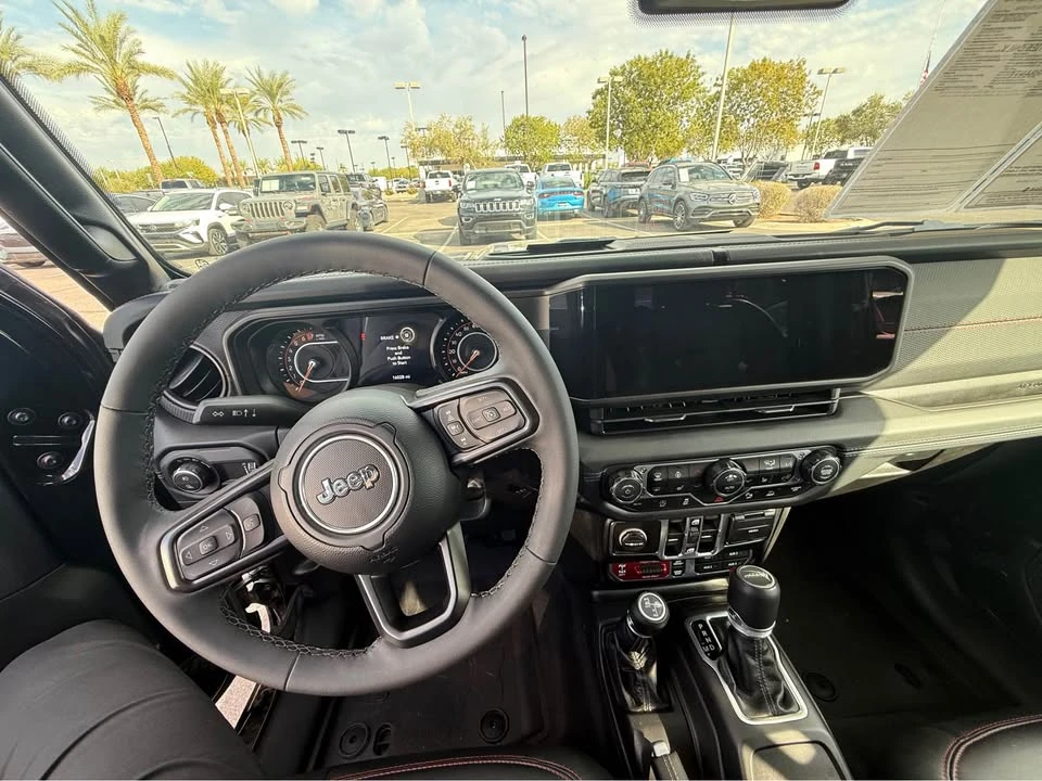 2025 Jeep JT Gladiator - Image 9 of 11