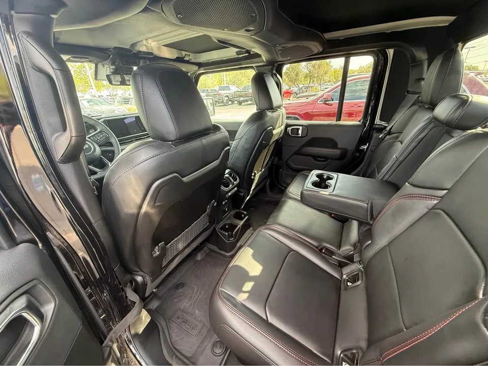 2025 Jeep JT Gladiator - Image 6 of 11