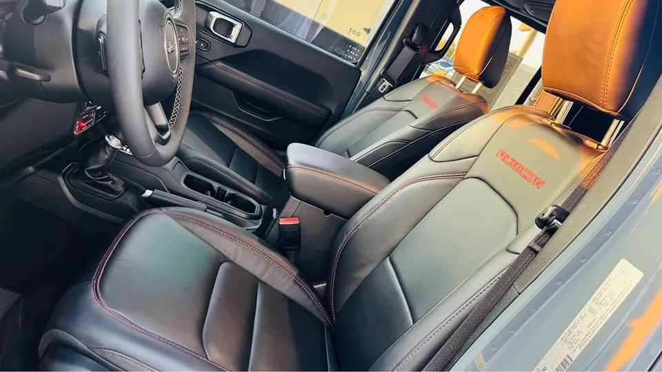 2025 Jeep JT Gladiator - Image 12 of 15