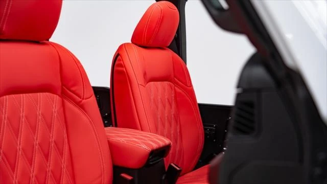 2025 Jeep JT Gladiator - Image 13 of 21