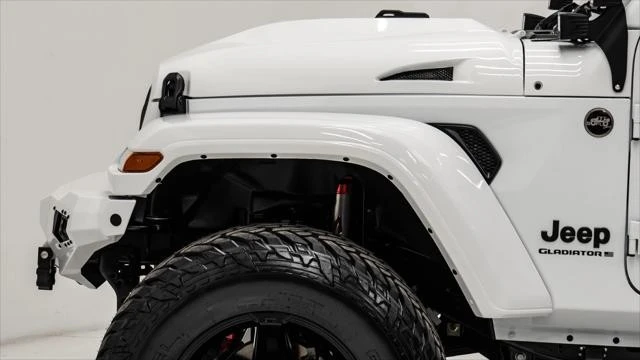 2025 Jeep JT Gladiator - Image 8 of 21