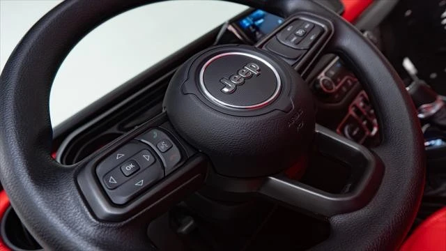 2025 Jeep JT Gladiator - Image 19 of 21