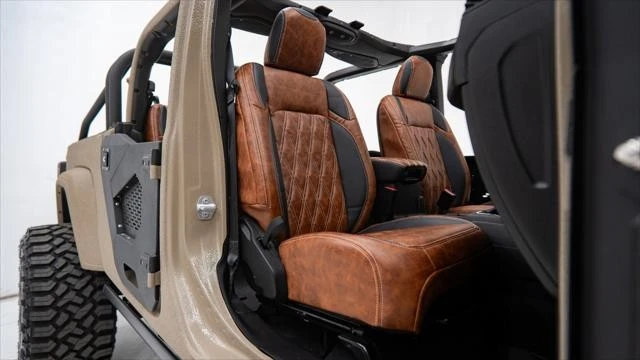 2025 Jeep JT Gladiator - Image 13 of 21