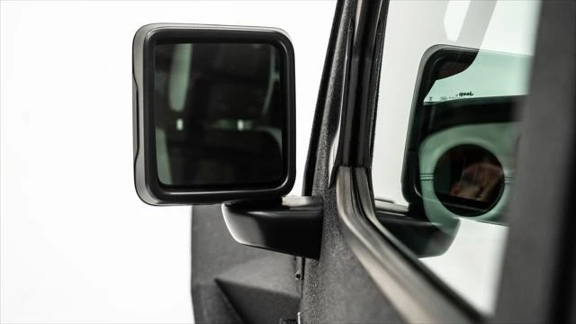 2025 Jeep JT Gladiator - Image 14 of 21