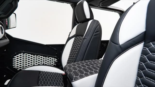 2025 Jeep JT Gladiator - Image 19 of 21