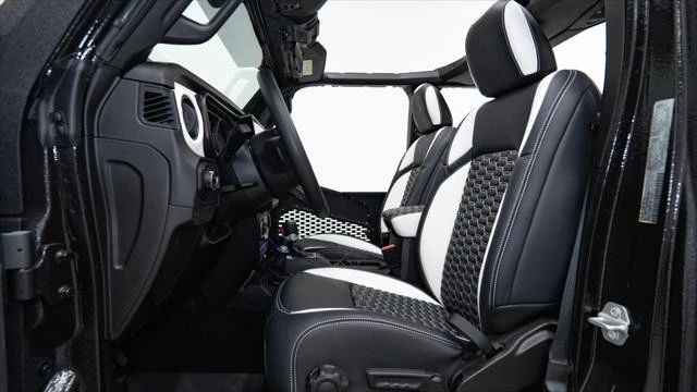 2025 Jeep JT Gladiator - Image 20 of 21