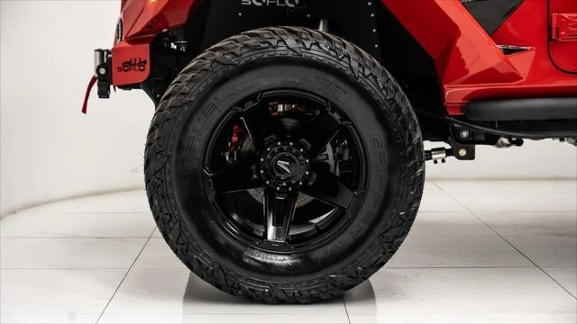 2025 Jeep JT Gladiator - Image 12 of 21