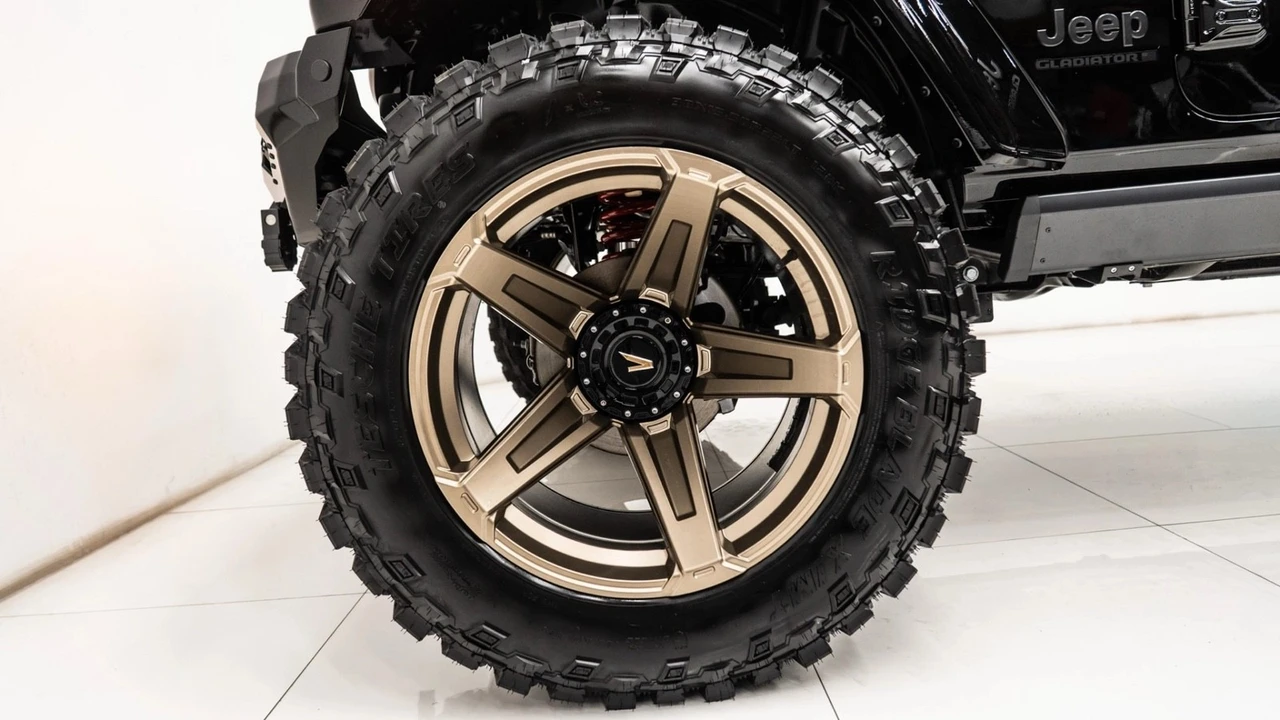 2025 Jeep - Image 3 of 21