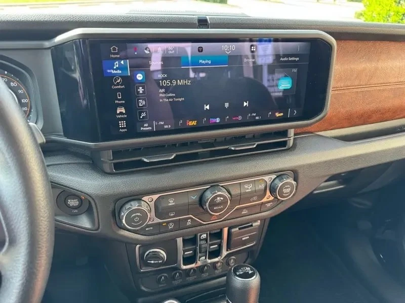 2025 Jeep JT Gladiator - Image 30 of 31