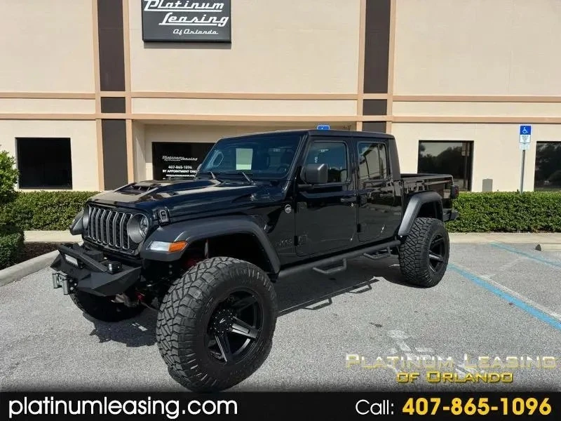 2025 Jeep JT Gladiator - Image 2 of 31