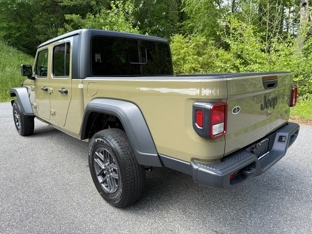 2025 Jeep JT Gladiator - Image 10 of 21