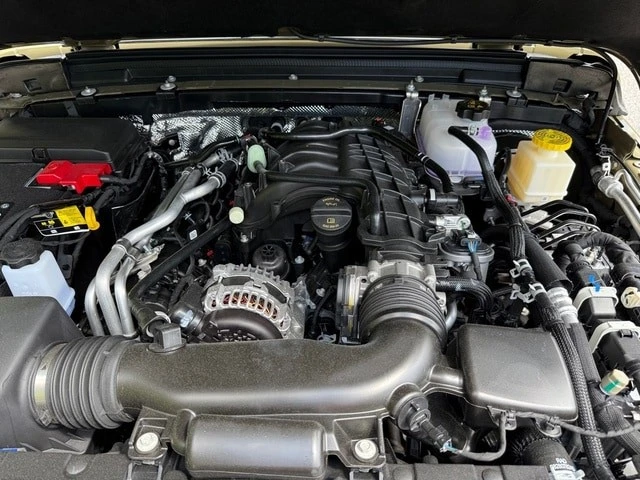 2025 Jeep JT Gladiator - Image 11 of 21