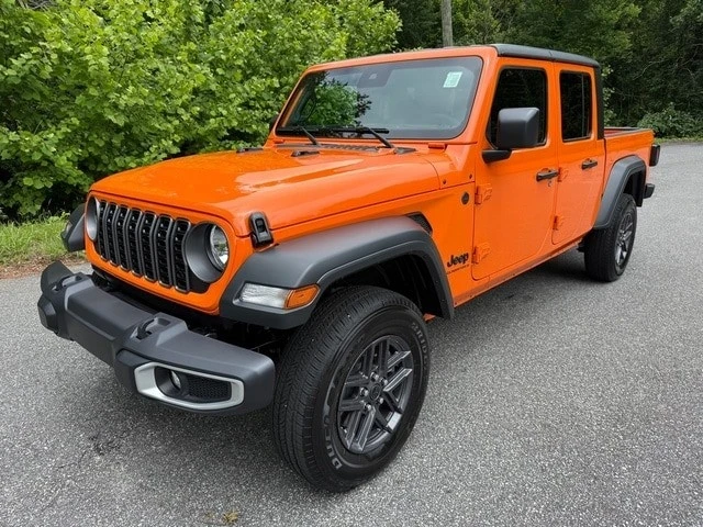 2025 Jeep JT Gladiator - Image 3 of 21