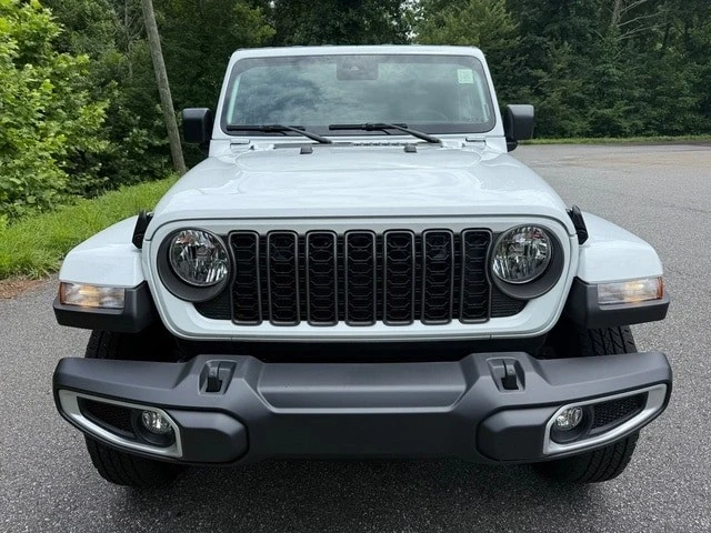 2025 Jeep JT Gladiator - Image 4 of 21