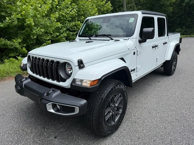 2025 Jeep JT Gladiator - Image 3 of 21