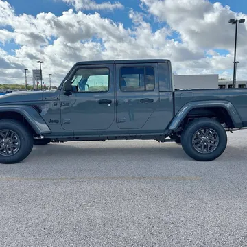 2025 Jeep Gladiator Sport S 4x4
