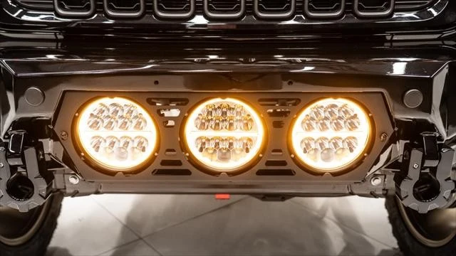 2025 Jeep JT Gladiator - Image 16 of 21