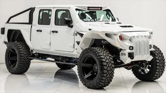 2025 Jeep JT Gladiator - Image 11 of 21