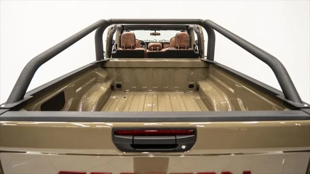 2025 Jeep JT Gladiator - Image 12 of 21