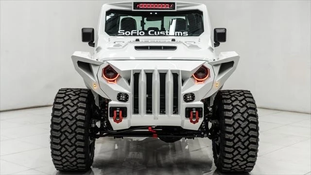2025 Jeep JT Gladiator - Image 14 of 21