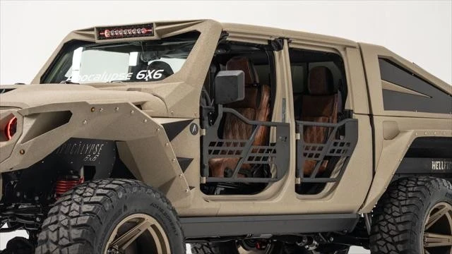 2025 Jeep JT Gladiator - Image 16 of 21