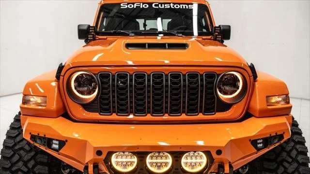 2025 Jeep JT Gladiator - Image 13 of 21